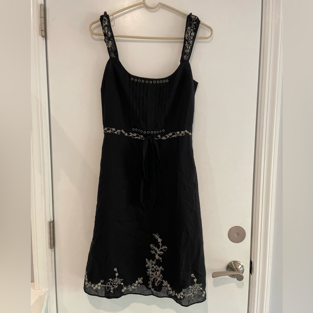 Betsey Johnson RARE! Cotton black w/cream embroidery. A must see. Size 6